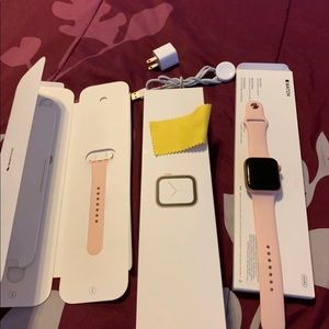 Apple Watch Series 4 44mm GPS Rose